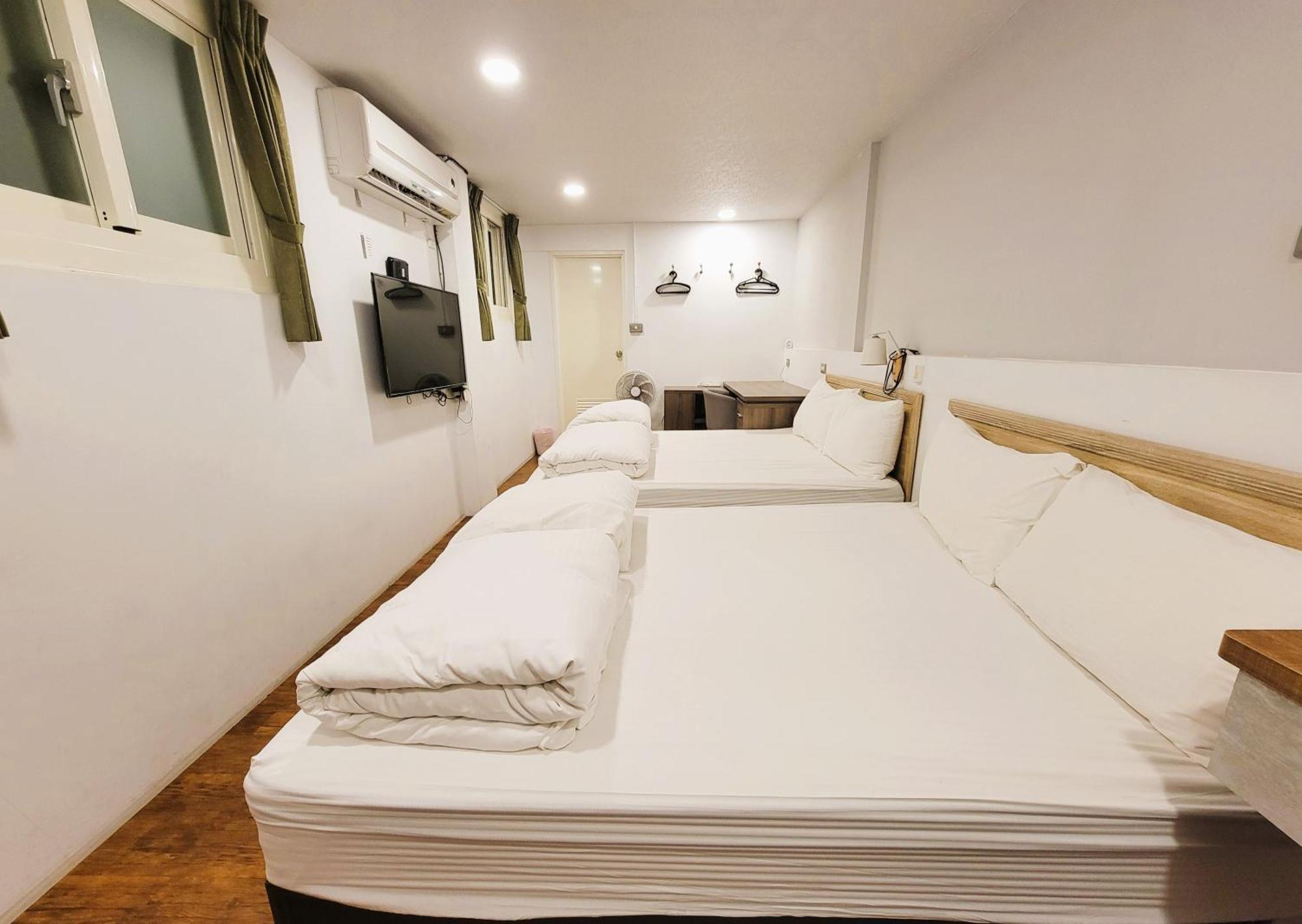 Nowadays B&B เมืองฮวาเหลียน ภายนอก รูปภาพ